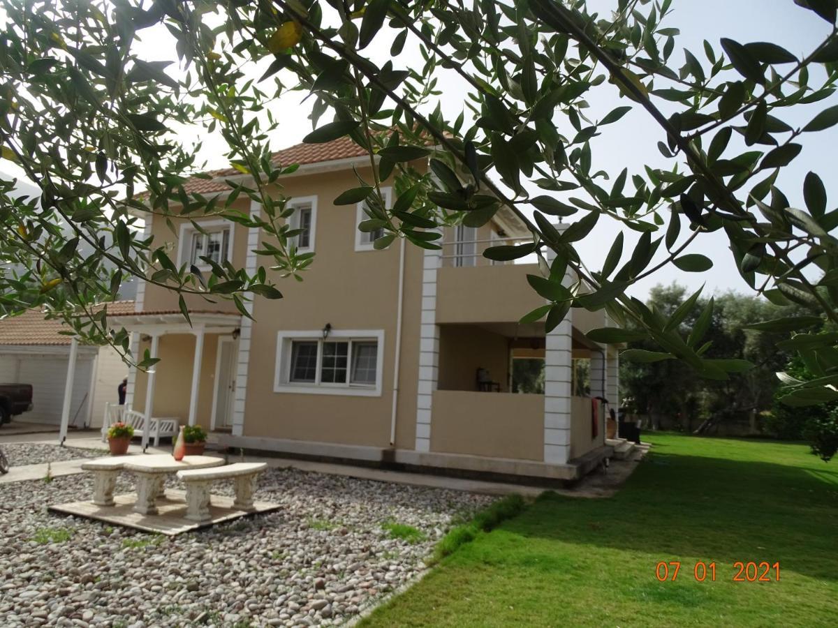 Villa Morris Nydri  Buitenkant foto